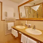 Sonnhof Hotel 4*